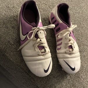 Nike Women's Athletic Shoes in Purple and White
